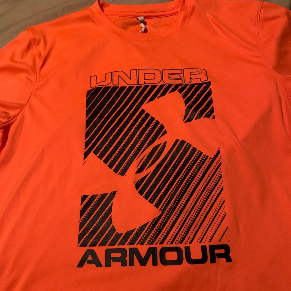 Under Armour shirt!